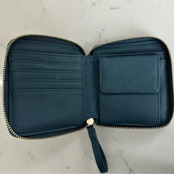 Love & Lore Blue Key & Card Holder - Picture 3 of 3